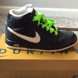 Size 8 Nike SB Dunk high